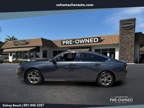 Used 2023 Honda Accord EX image 3