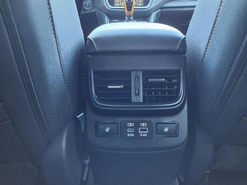 Certified 2025 Subaru Outback Wilderness w/ Wilderness Package image 25