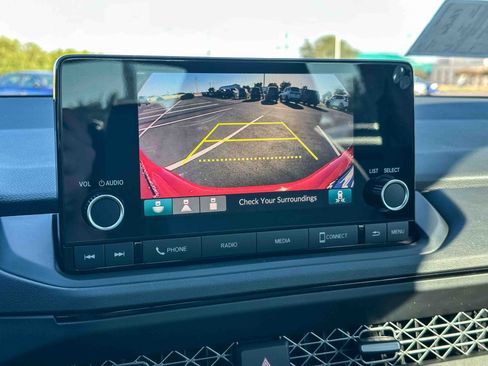 New 2025 Honda Accord SE image 22