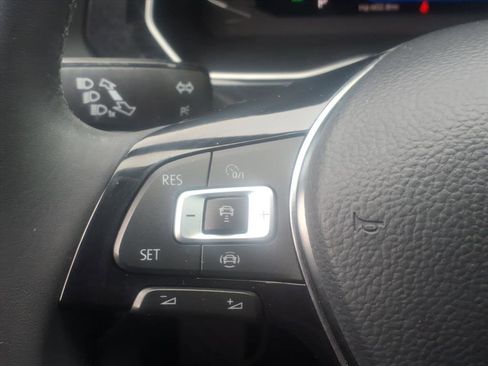 Used 2019 Volkswagen Jetta SEL Premium image 21