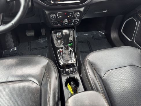 Used 2018 Jeep Compass Limited w/ Navigation Group AWD/4WD image 30