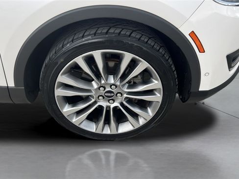 Used 2016 Lincoln MKX Reserve w/ Luxury Package image 19