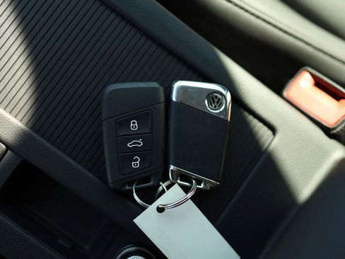 Used 2019 Volkswagen Arteon SE image 27