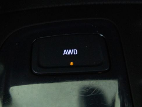 Certified 2022 Chevrolet Equinox RS AWD/4WD image 22