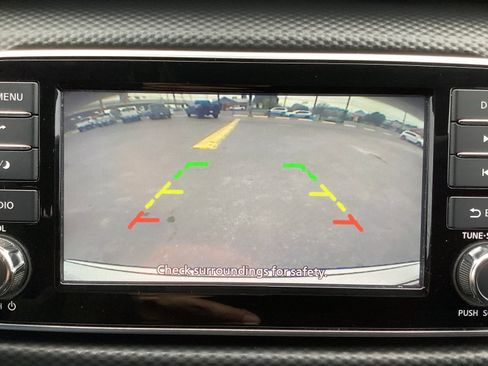 Used 2021 Nissan Kicks S image 19