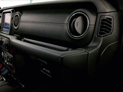 Used 2021 Jeep Wrangler Unlimited Sahara image 15