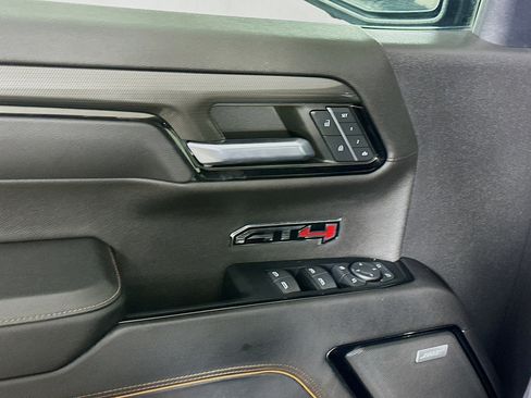 Used 2023 GMC Sierra 1500 AT4 w/ AT4 Premium Package image 15