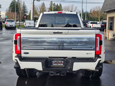 Used 2024 Ford F350 Platinum image 4