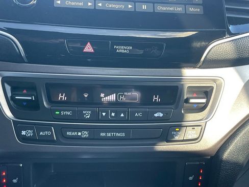 Used 2023 Honda Passport EX-L image 40