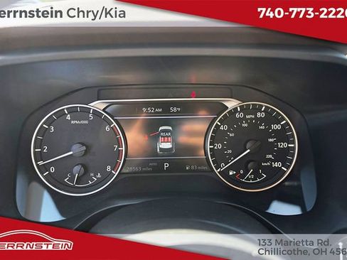 Used 2023 Nissan Rogue SV image 18