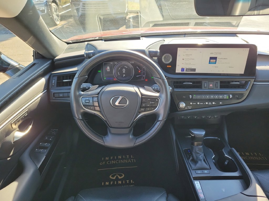 Used 2023 Lexus ES 300h w/ Accessory Package (Z2) FWD image 12