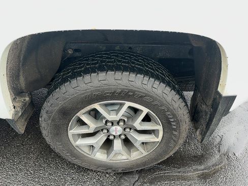 Used 2019 GMC Canyon All Terrain w/ Trailering Package image 9