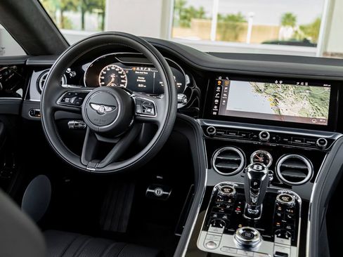 Used 2023 Bentley Continental GT Mulliner AWD/4WD image 21