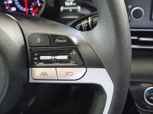Certified 2023 Hyundai Elantra SEL FWD image 26