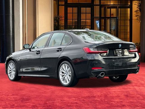 Used 2023 BMW 330e w/ Convenience Package image 4