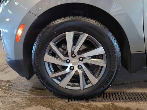 Used 2024 Chevrolet Equinox LT image 29