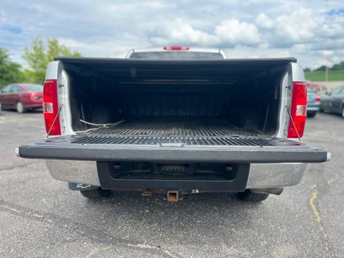 Used 2011 Chevrolet Silverado 1500 LS RWD image 8