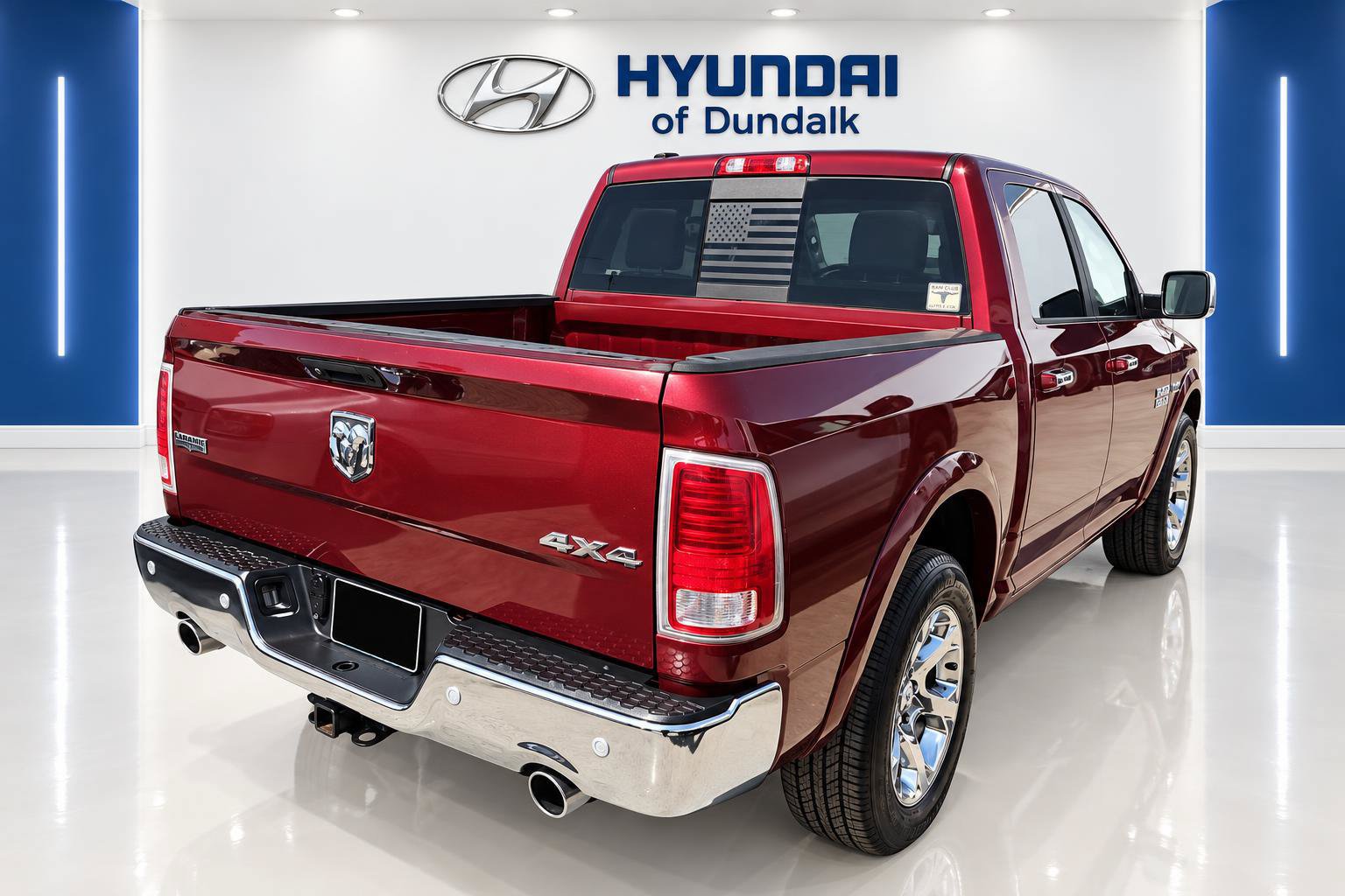 Used 2018 RAM 1500 Laramie w/ Convenience Group AWD/4WD image 4