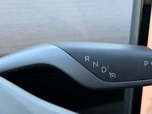 Used 2023 Tesla Model 3 Standard Range RWD image 48