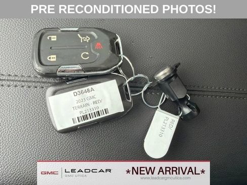 Used 2023 GMC Terrain SLT w/ Elevation Edition AWD/4WD image 32