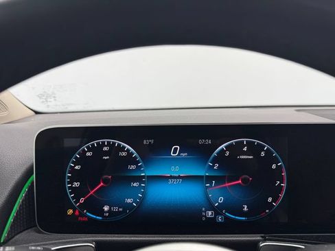 Certified 2020 Mercedes-Benz GLB 250 image 2