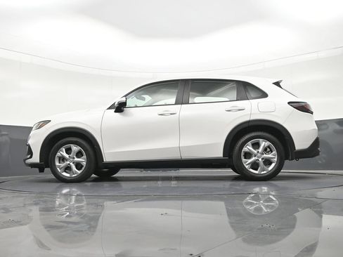 Used 2025 Honda HR-V LX image 23