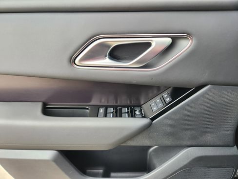 Certified 2026 Land Rover Range Rover Velar Dynamic SE image 23