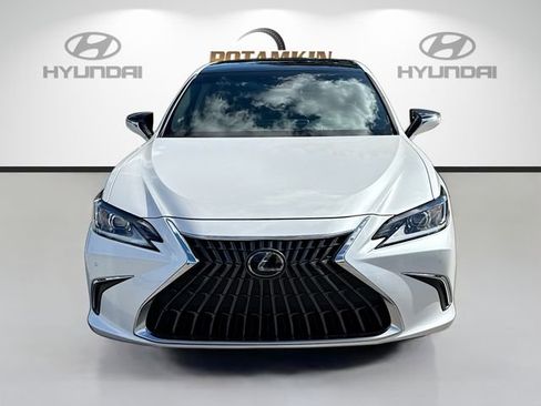 Used 2024 Lexus ES 350 Luxury w/ Technology Package image 2