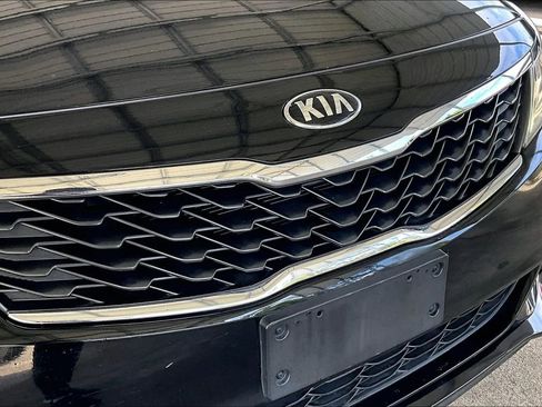 Used 2020 Kia Optima LX FWD image 29