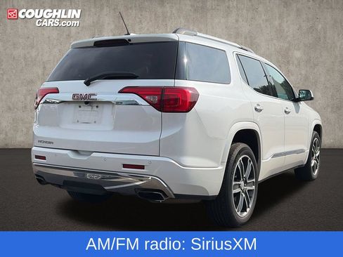 Used 2018 GMC Acadia Denali w/ Technology Package FWD image 10