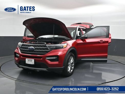 Used 2023 Ford Explorer XLT w/ Equipment Group 202A AWD/4WD image 60