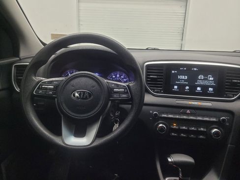 Used 2020 Kia Sportage LX AWD/4WD image 22