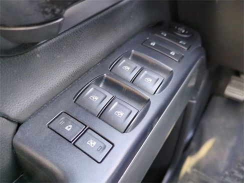 Used 2018 Chevrolet Silverado 1500 LT w/ All Star Edition image 27