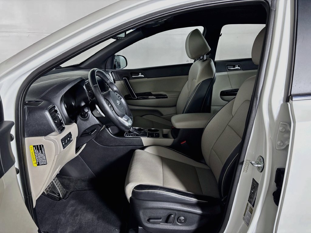 Used 2021 Kia Sportage SX FWD image 11
