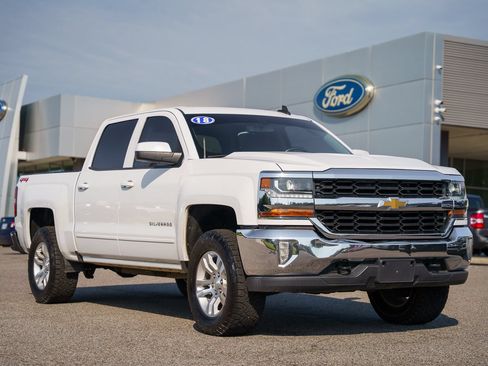 Used 2018 Chevrolet Silverado 1500 LT w/ All Star Edition AWD/4WD image 1