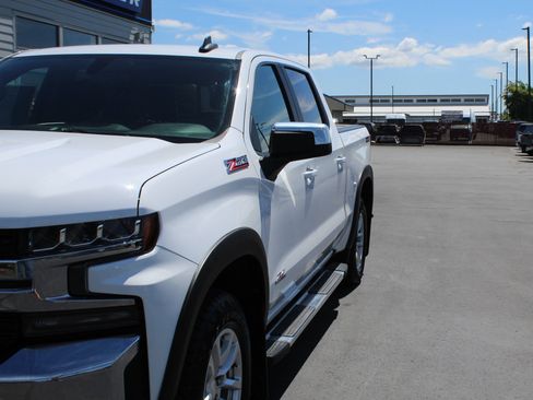 Used 2019 Chevrolet Silverado 1500 LT w/ True North Edition AWD/4WD image 12