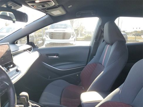 Used 2024 Toyota Corolla SE image 17