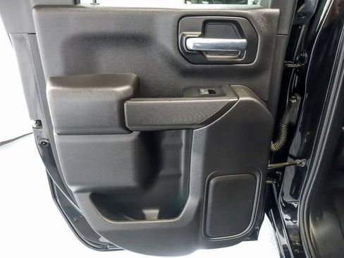 Certified 2025 Chevrolet Silverado 2500 Custom w/ Custom Value Package image 25