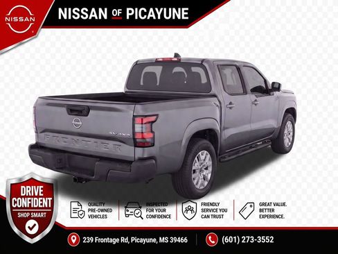 Used 2023 Nissan Frontier SV AWD/4WD image 4
