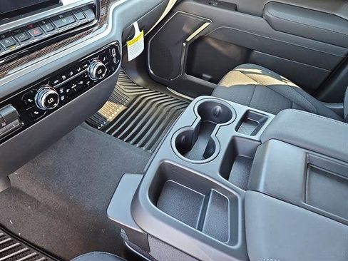 New 2026 GMC Sierra 1500 Elevation image 20