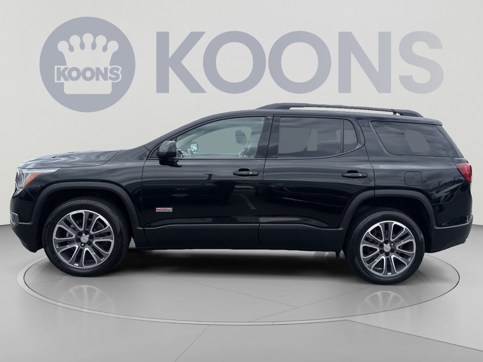 Used 2019 GMC Acadia SLT AWD/4WD image 2