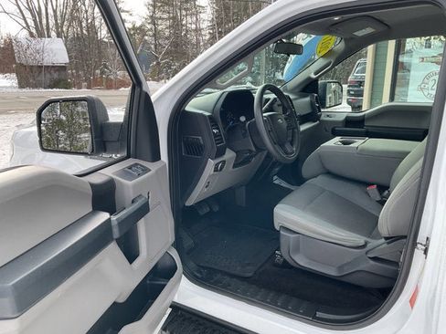 Used 2017 Ford F150 XL w/ Equipment Group 101A Mid image 12