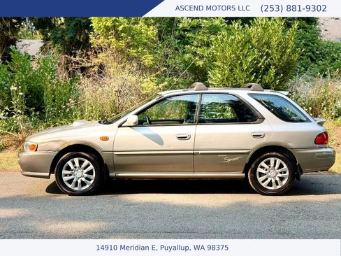 Used 2001 Subaru Impreza Outback Sport AWD/4WD image 2