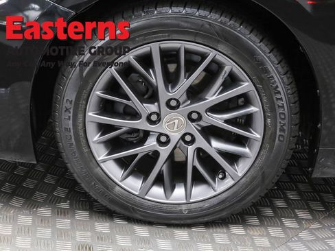 Used 2018 Lexus ES 350 w/ Luxury Package w/Wood Trim FWD image 36