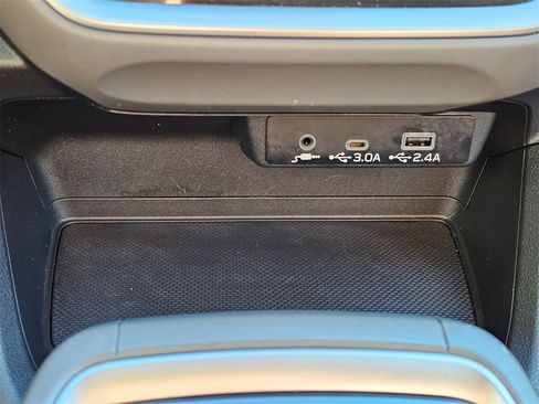 Used 2025 Subaru Crosstrek 2.0i Premium w/ Convenience Package #2 image 30