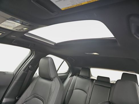 New 2026 Lexus UX 300h AWD image 30