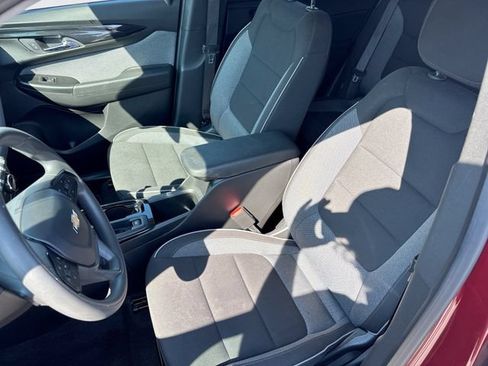 Used 2024 Chevrolet TrailBlazer LT FWD image 11
