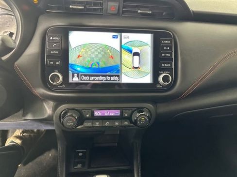 Used 2022 Nissan Kicks SR w/ Premium Package image 22