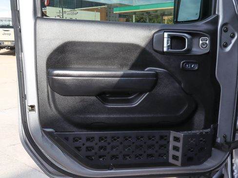 Used 2020 Jeep Wrangler Unlimited Sport S image 18