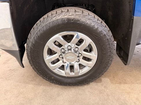 Used 2019 Chevrolet Silverado 3500 LTZ w/ Duramax Plus Package AWD/4WD image 14